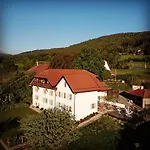 La Ferme De La Praz - Rooms With A View Guest house