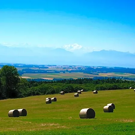 بيت ضيافة La Ferme De - With A View