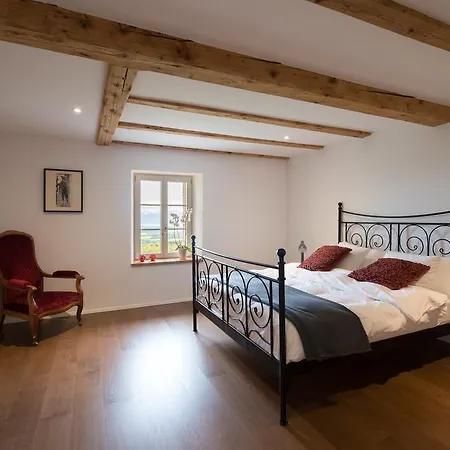 Pensionat La Ferme De - With A View La Praz