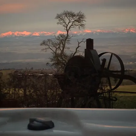 بيت ضيافة La Ferme De - With A View La Praz