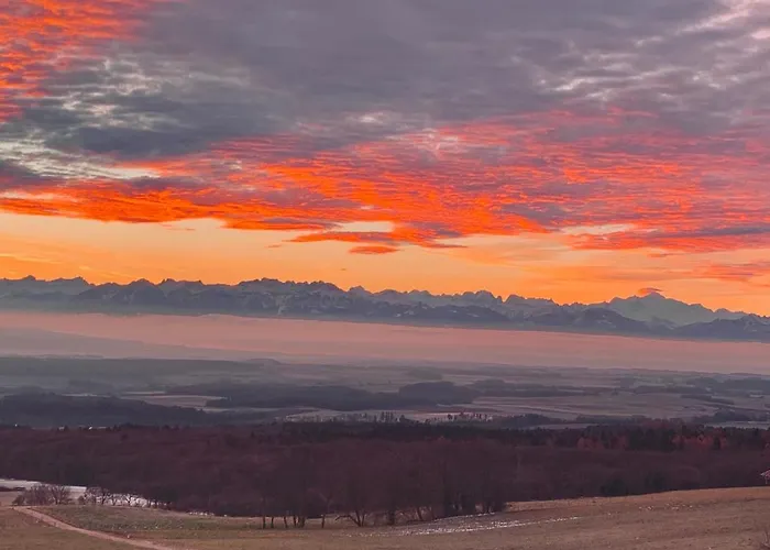 La Ferme De - With A View ゲストハウス 4*