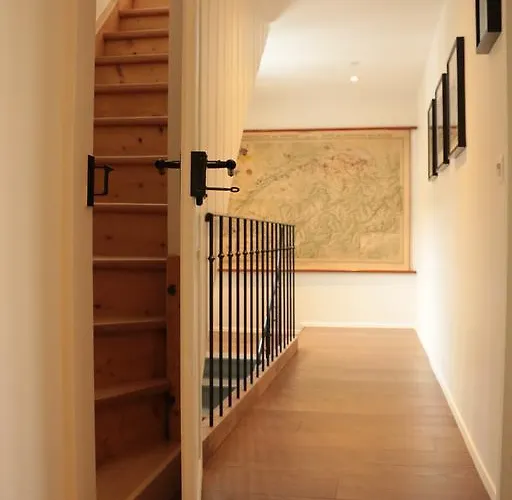 ゲストハウス La Ferme De - With A View La Praz