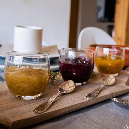 La Ferme De Bed & Breakfast La Praz